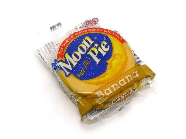 Joys Delights Lolly Shop Online Moon Pie Single Decker Banana 1 Joys Delights Lolly Shop Online Moon Pie Single Decker Banana